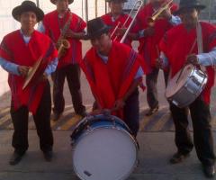 Disfruta  con la banda de pueblo de Guayaquil